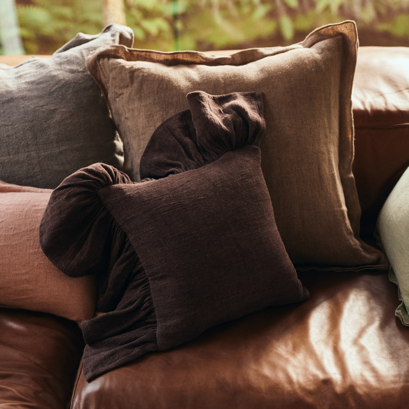 HKliving - Ruffle cushion - Chestnut