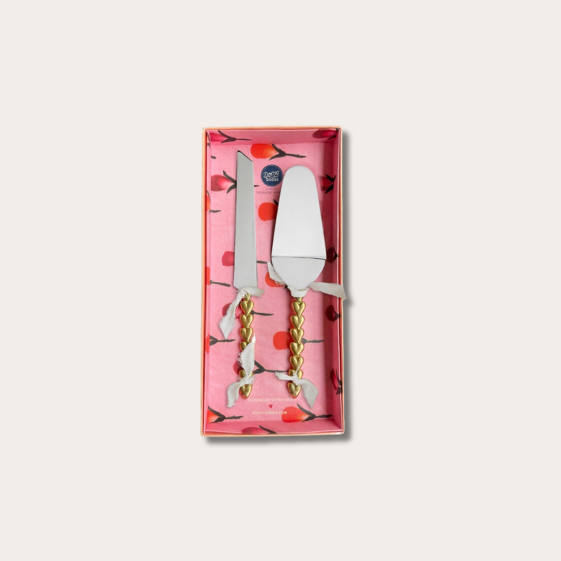 Doing Goods - Holly Heart - Cake Set