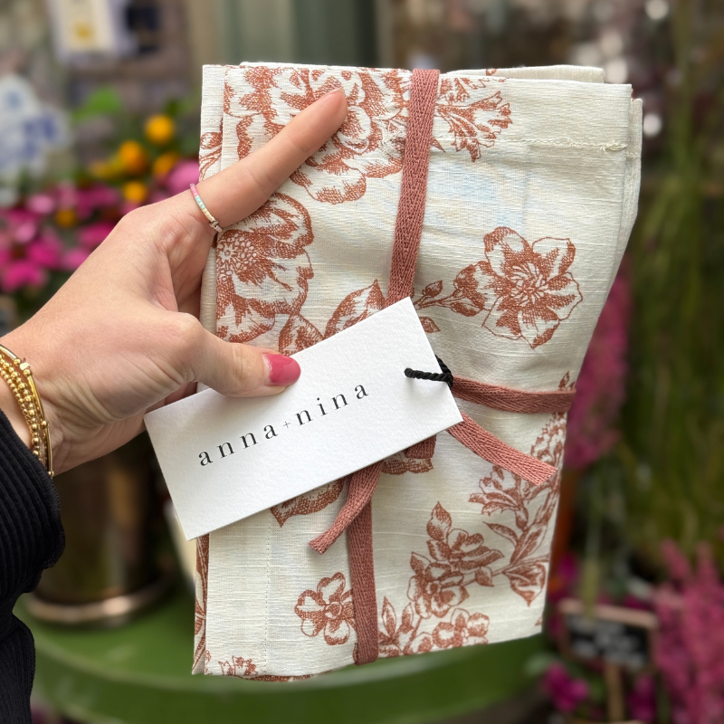 Anna+nina - Whimsical Rose Napkin Set of 2