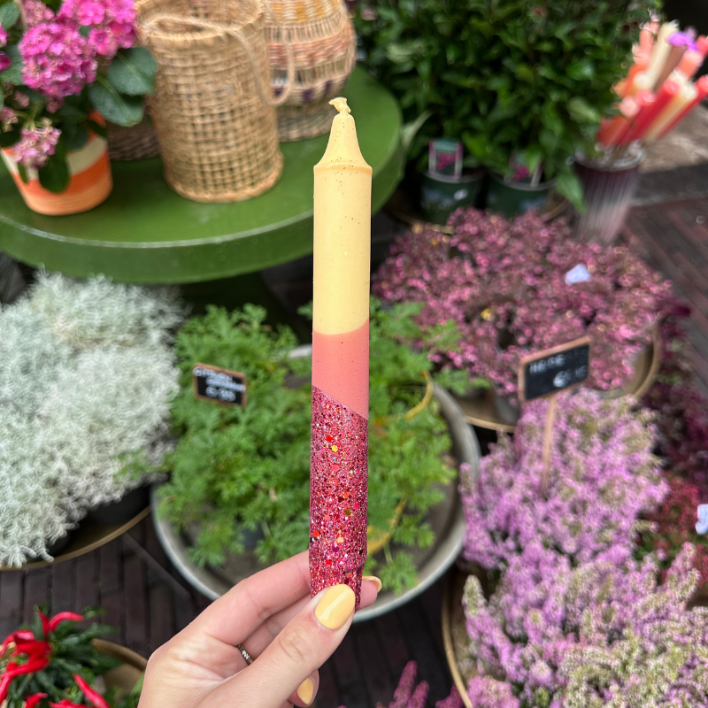 Kaars - Essence - Geel/bordeaux glitter overloop