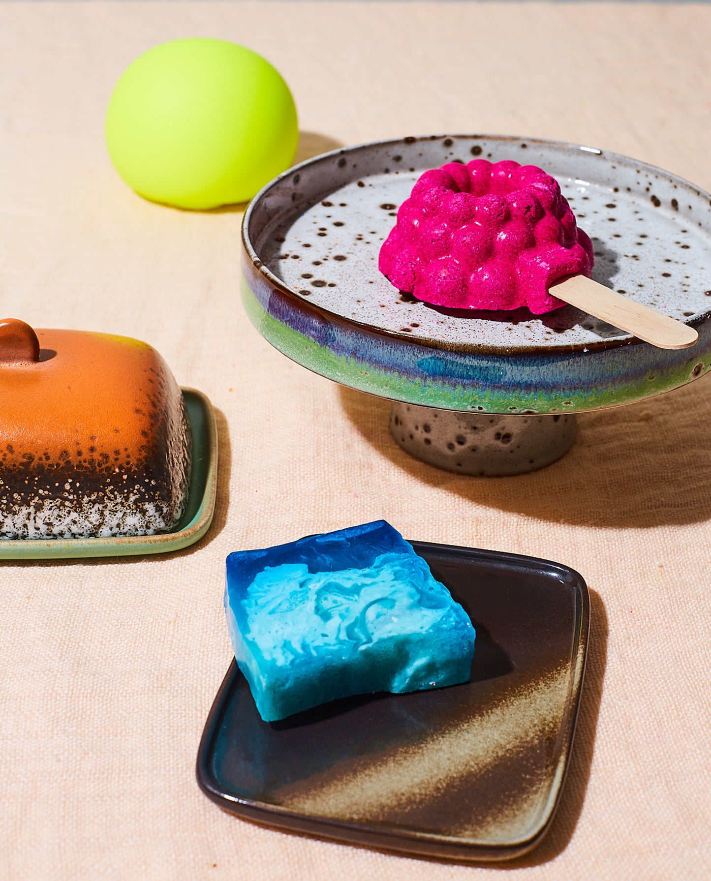 HKliving butter dish Meteor