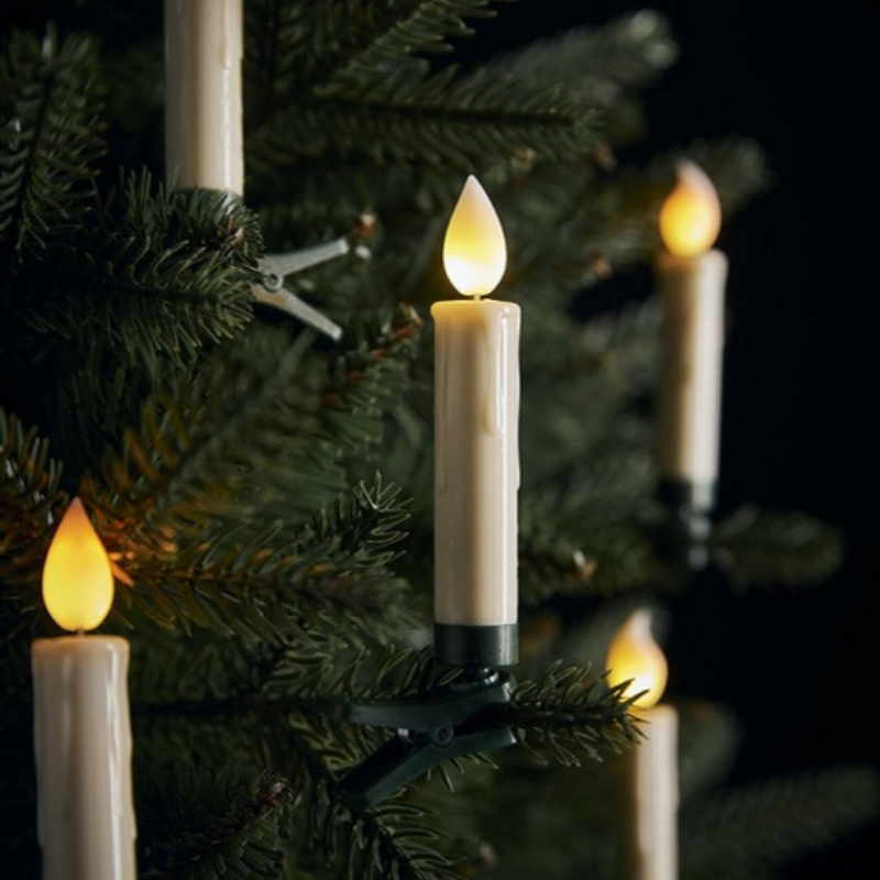 Ledkaarsjes - Clip - Ivoor in de kerstboom