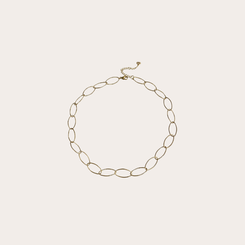 Korte ketting met grote ovale schakel