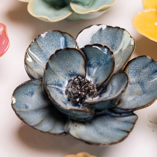 Keramieken bloem - Klaproos - Donkerblauw