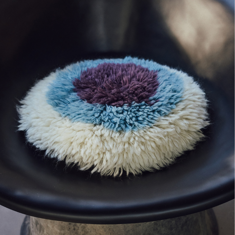 HKliving - Fluffy cushion - Eye catcher