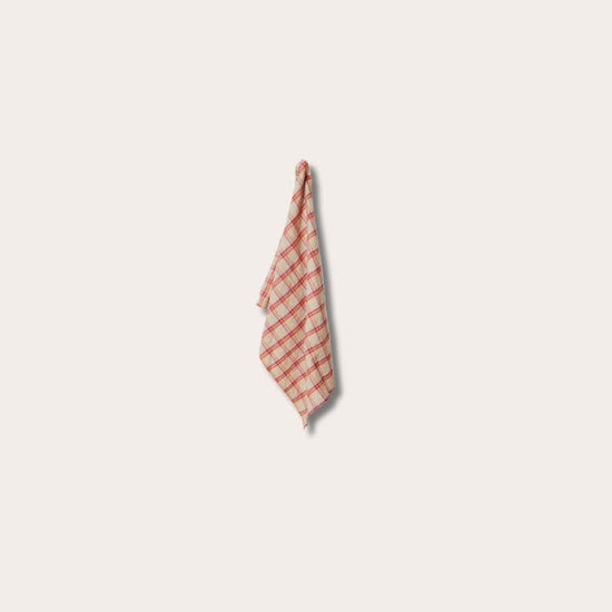 HKliving tea towel strawberry/ cream