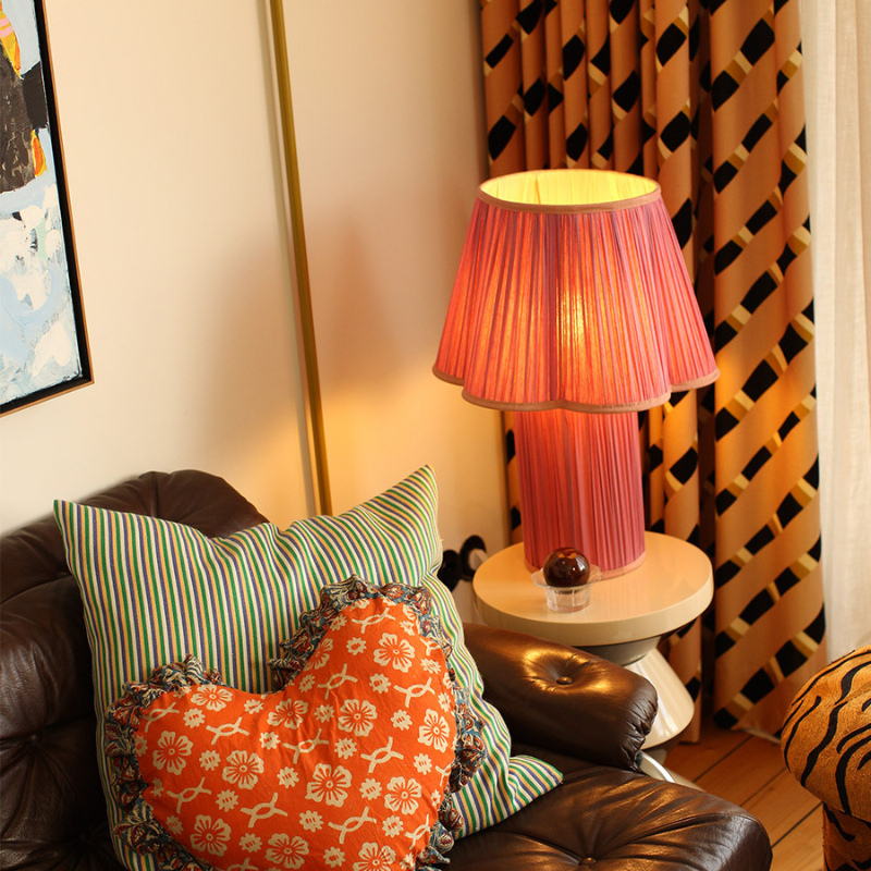 Doing Goods - Myre Lamp - L - Fuchsia