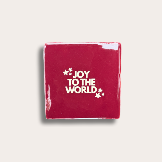 Tegeltje - Joy to the world - bordeaux, glitter