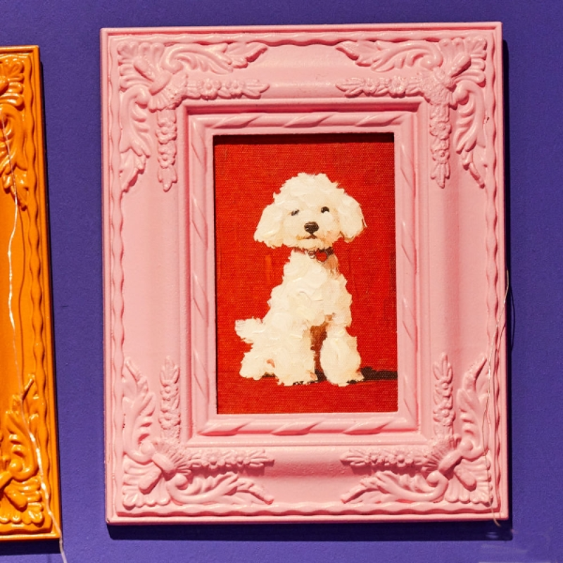 Schilderij hond Remi - roze