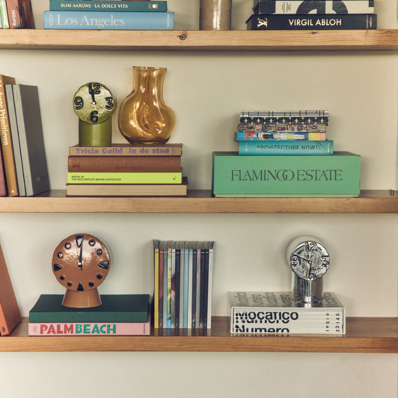 HKliving retro clock chrome
