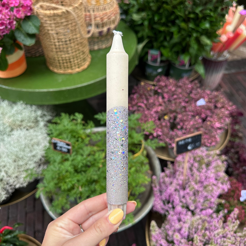 Kaars - Essence - Wit/zilver glitter overloop