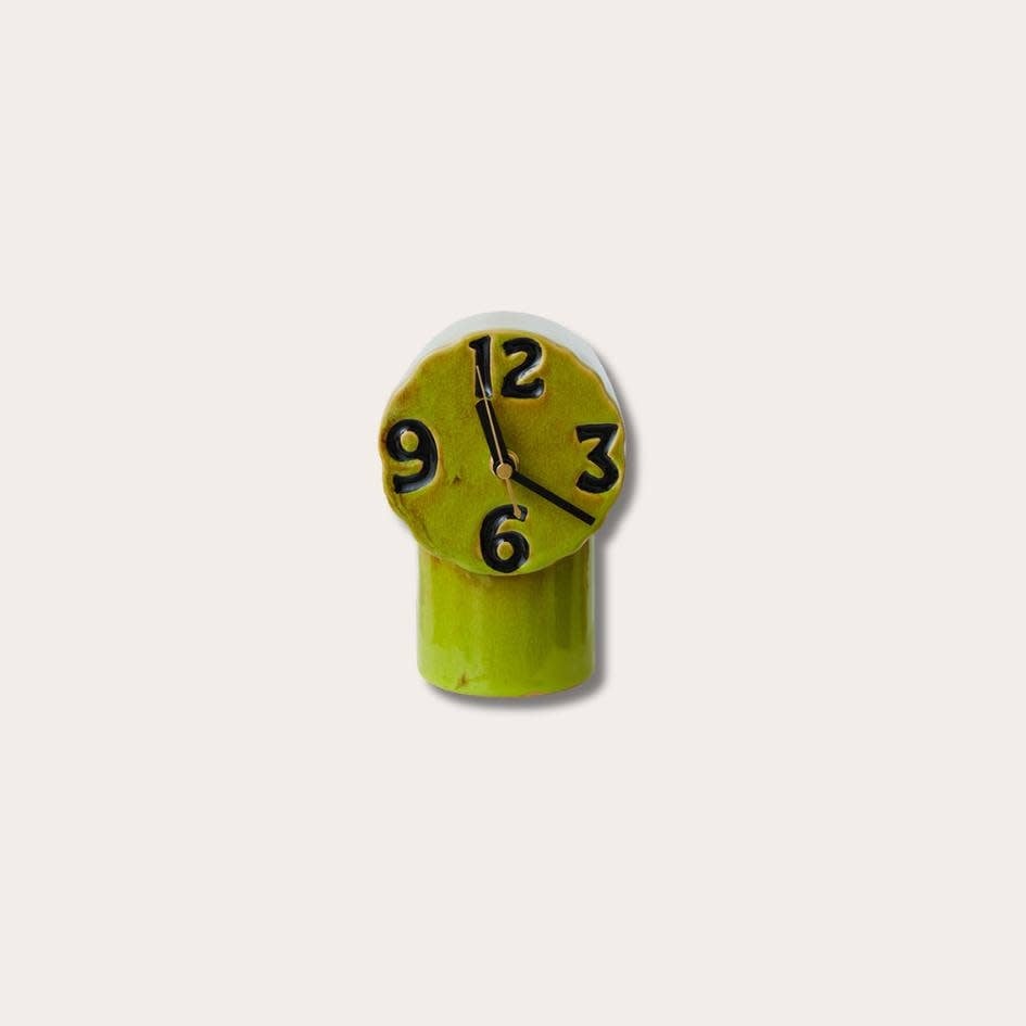 HKliving retro clock olive
