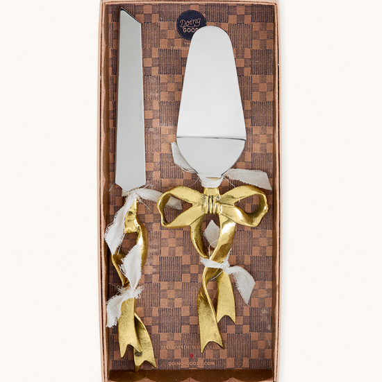 Riley Ribbon Cake Set